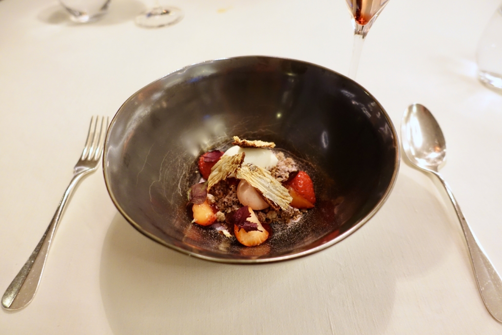 variation of mascarpone cream, strawberries & caramelized milk skin at Restaurant Vivanda at In Lain Hotel Cadonau Brail Lower Engadine Switzerland to dine in style