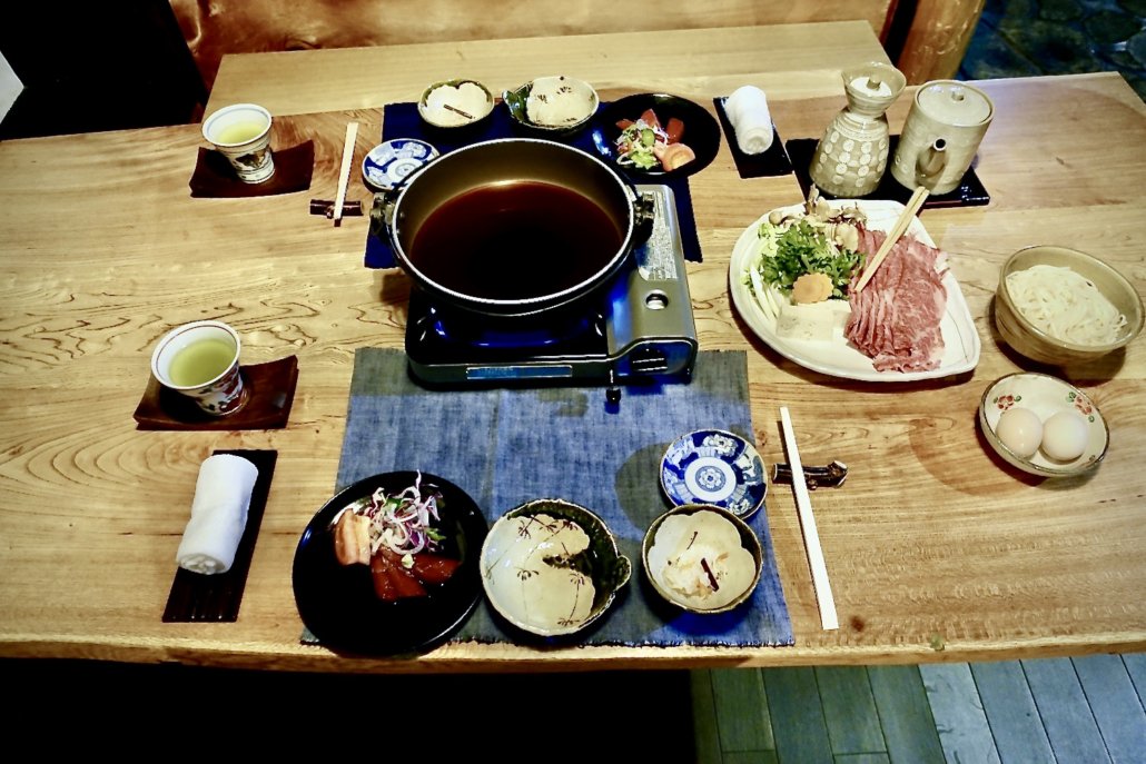 Takimi Onsen Inn Nagiso Kiso Valley Japan: sukiyaki dinner