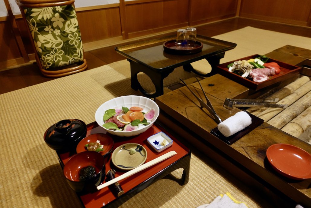 Takimi Onsen Inn Nagiso Kiso Valley Japan: salmon and horse sashimi, rice, miso soup, pickles