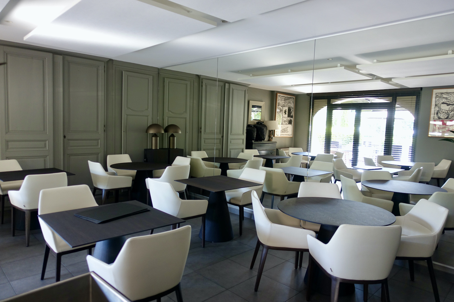 Staying & dining in style in the Provence/France: Restaurant Nancy Bourguignon at Hotel B Design & Spa Paradou