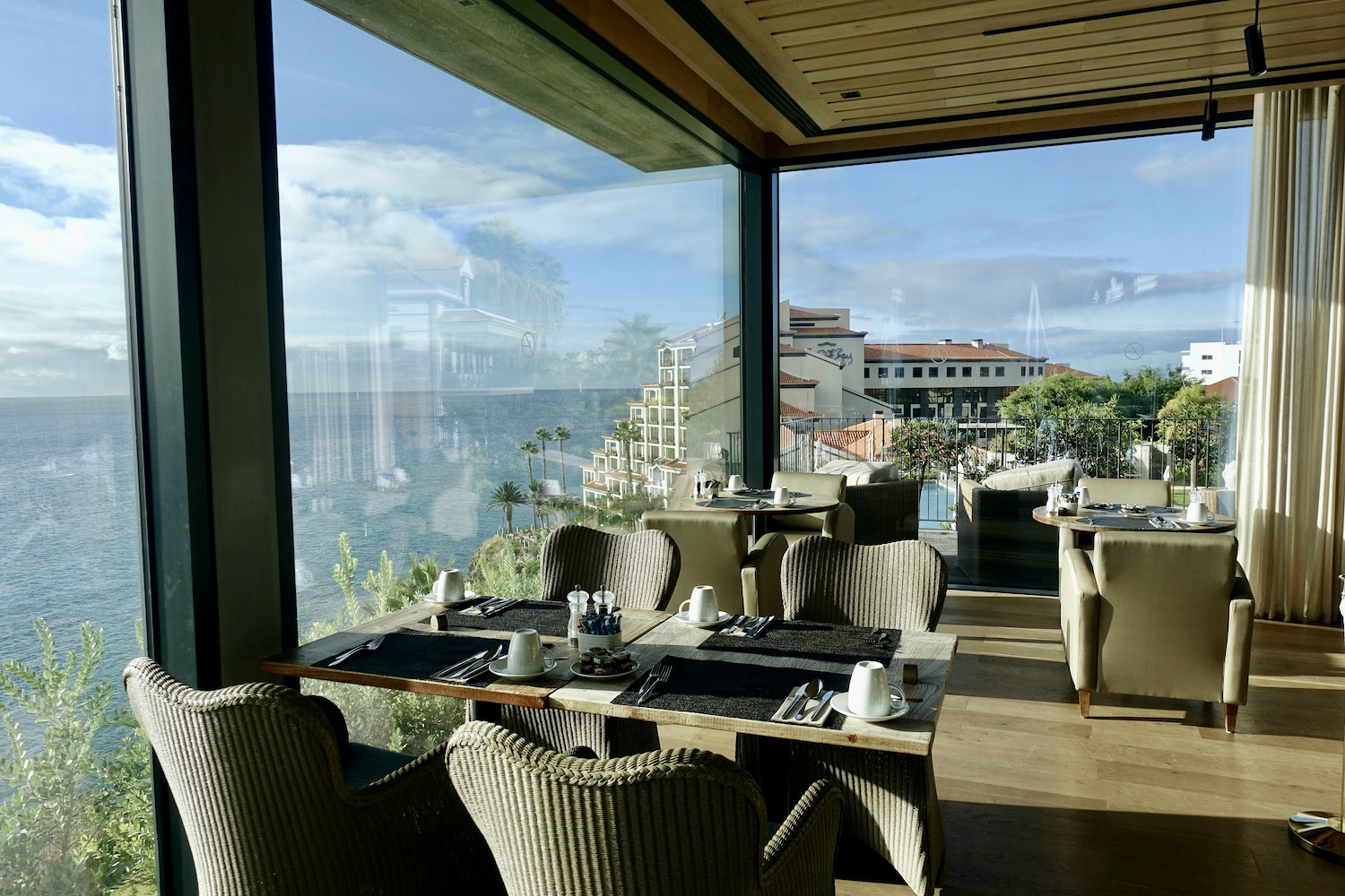 fine dining in Madeira: Avista at Les Suites at The Cliff Bay (Mediterranean concept)