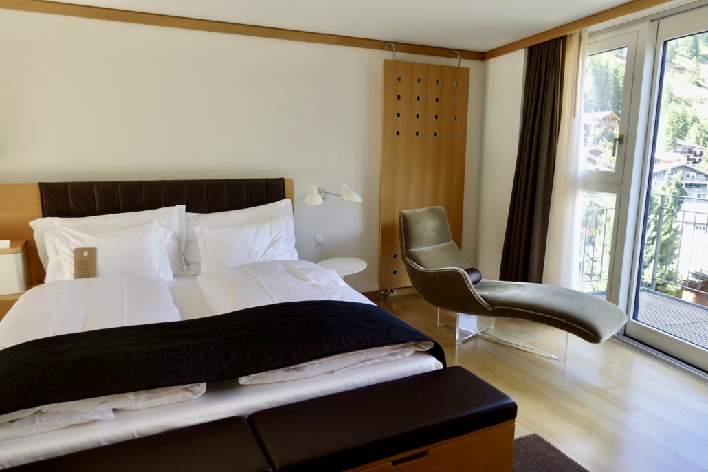 bedroom Corner Suite Hotel The Omnia Zermatt, Switzerland