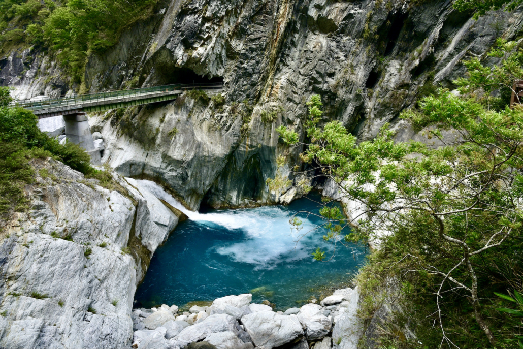Baiyang Trail to Water Curtain Cave at Taroko Gorge, Taiwan - 1-week Taiwan itinerary