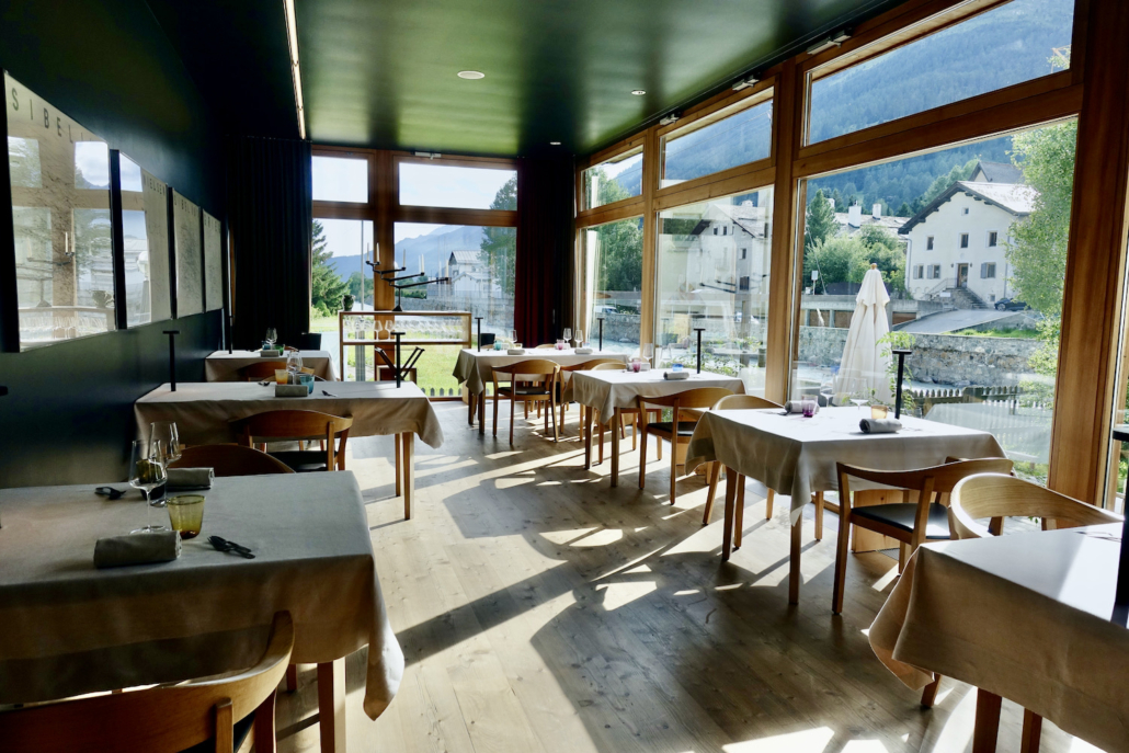 Restaurant La Chavellera Hotel Krone Saeumerei am Inn Engadine Grisons/Switzerland Restaurant La Chavellera at Hotel Krone Saeumerei am Inn Engadine Grisons/Switzerland