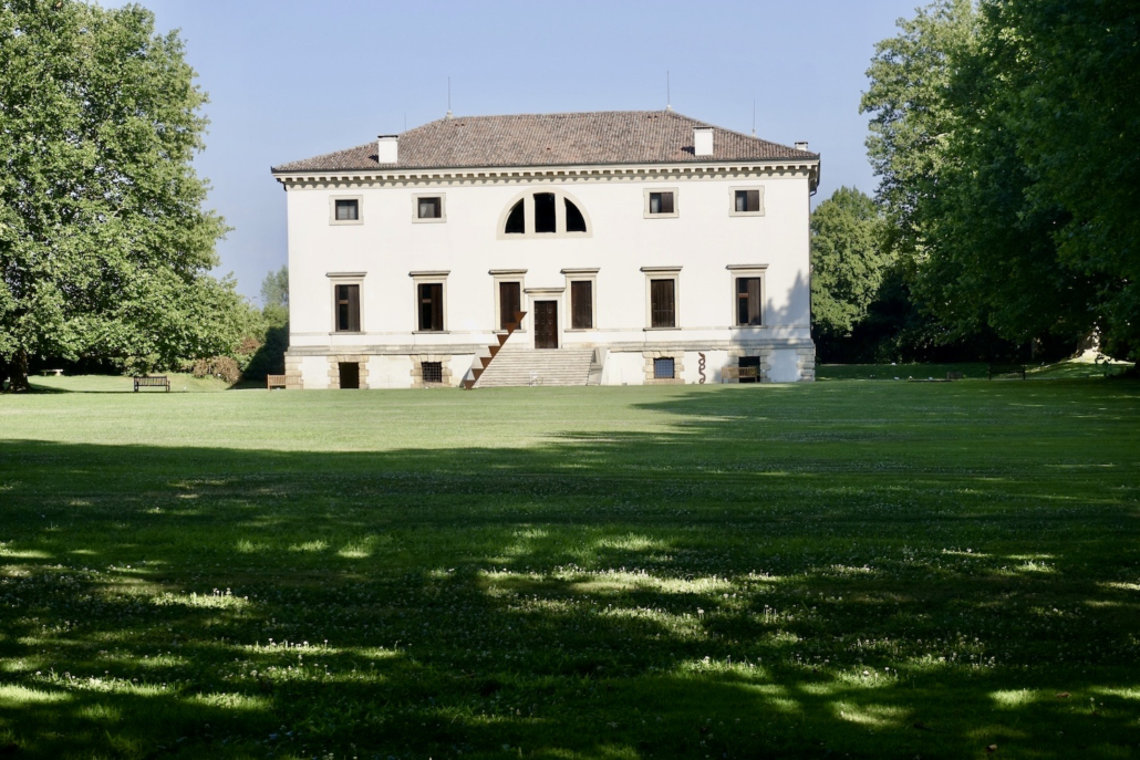 Hotel La Barchessa di Villa Pisani around Vicenza Veneto/Italy Hotel La Barchessa di Villa Pisani around Vicenza Veneto/Italy - Veneto itinerary