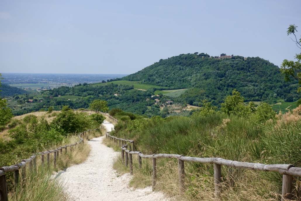 Euganean Hills Veneto/Italy Euganean Hills Veneto/Italy - Veneto itinerary