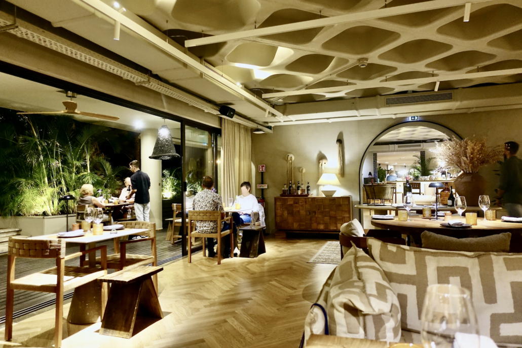 Restaurant Horta Madeira/Portugal - fine-dining restaurant scene Madeira