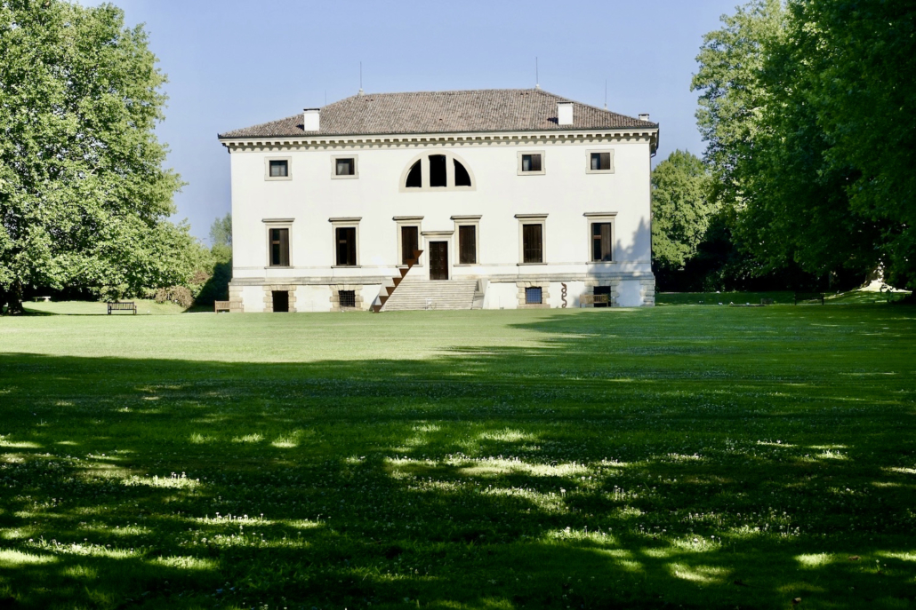 Villa Pisani at Hotel La Barchessa di Villa Pisani Vicenza countryside, Veneto/Italy Villa Pisani at Hotel La Barchessa di Villa Pisani Vicenza countryside, Veneto/Italy