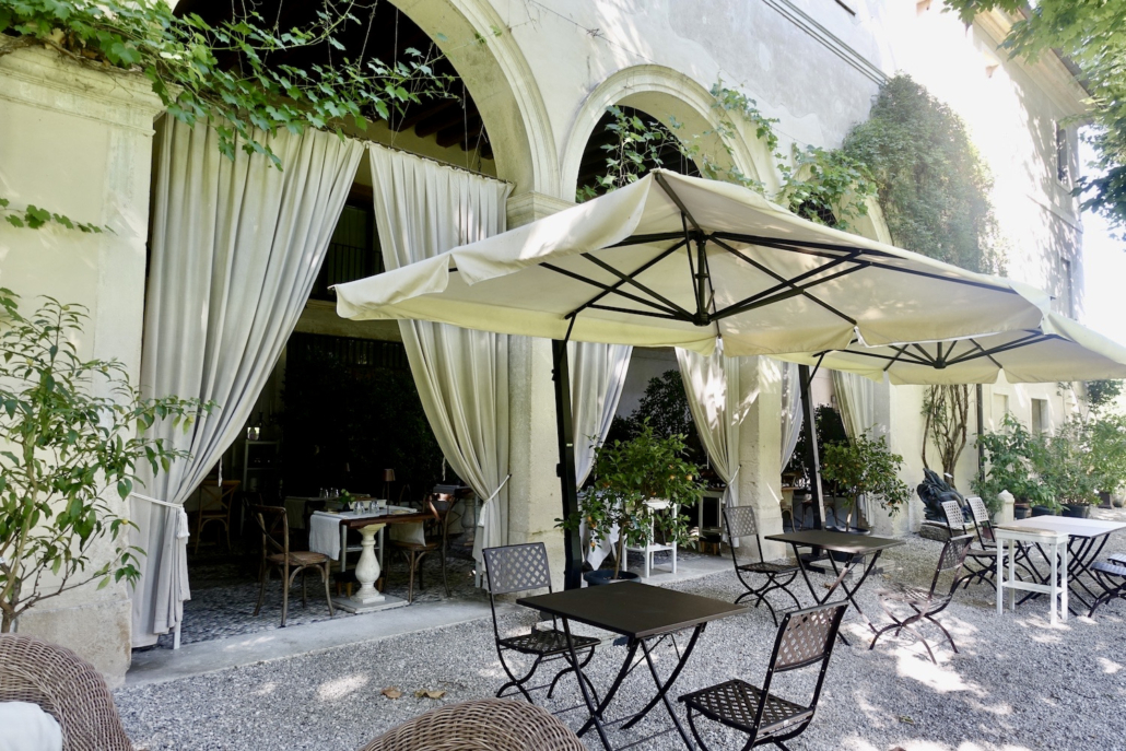 Hotel La Barchessa di Villa Pisani Vicenza countryside, Veneto/Italy Hotel La Barchessa di Villa Pisani Vicenza countryside, Veneto/Italy - best luxury hotel Viczena